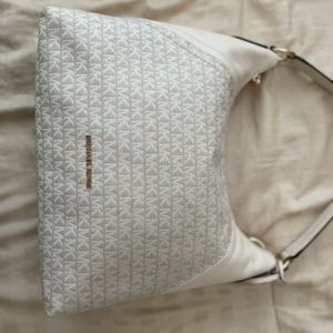 Brand new Michael Kors purse